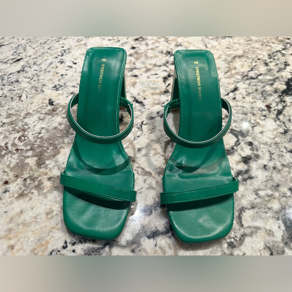 Streetwear Society Womens Green Sandals